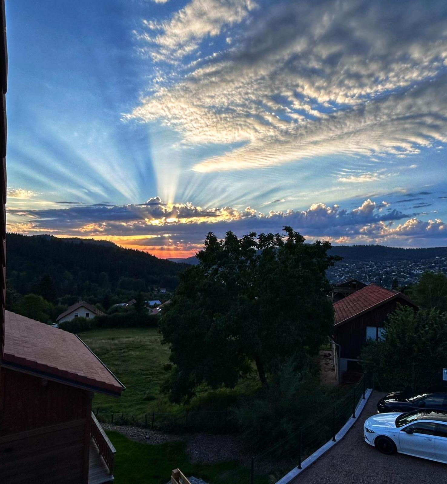 Stone Lake Luxury Lodge Gérardmer Eksteriør bilde